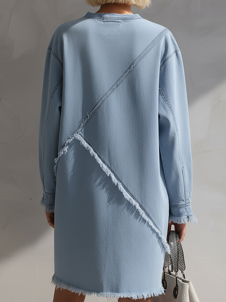 Teagan™ | Lichtblauwe denim mini-jurk met ruwe rand