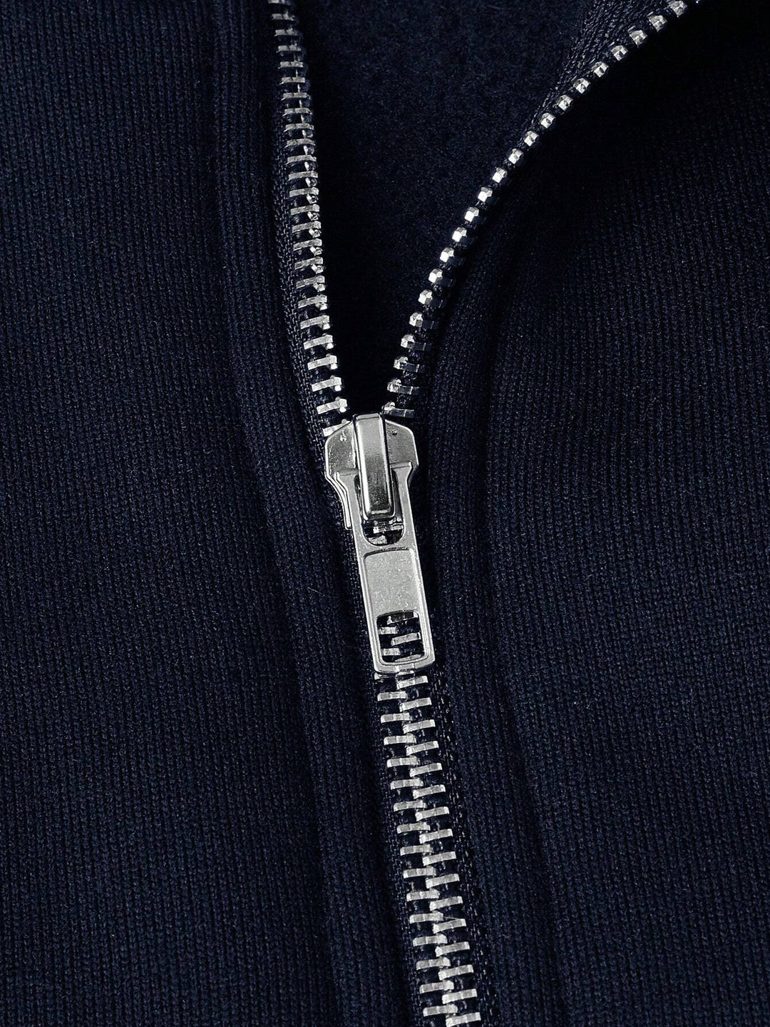 Kevin | Elegant Zip Sweater