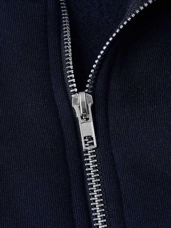 Kevin | Elegant Zip Sweater
