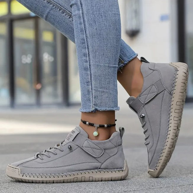 Emma™ – Comfortable & Pain-Free Orthopedic Sneakers