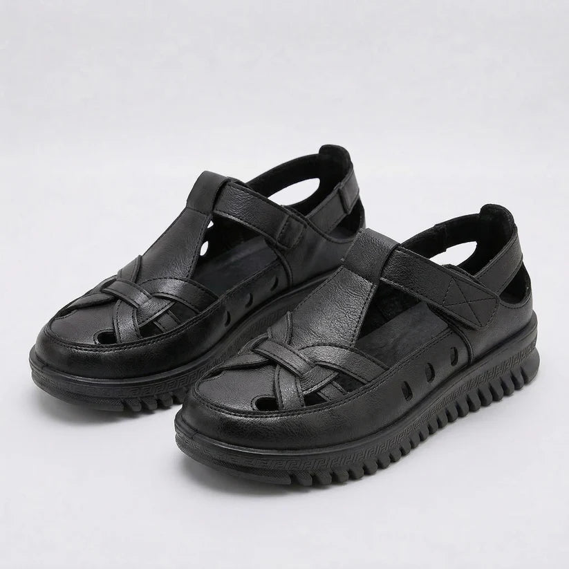 Mara – Comfortable sandals with a stable sole